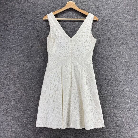 BCBGMaxazria Dress Women 6 White Sheath Midi Zipper V-Neck Sequin Lined Cotton - Picture 2 of 9